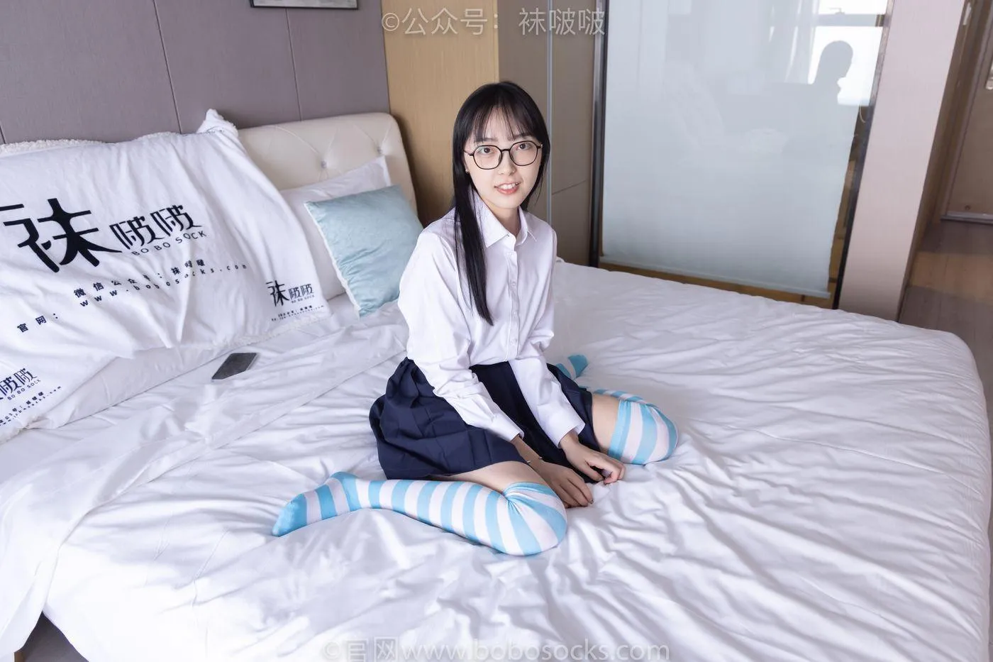 [BoBoSocks袜啵啵]NO.070 稚予-皮鞋、拖鞋、过膝袜、白棉袜 [148P]插图